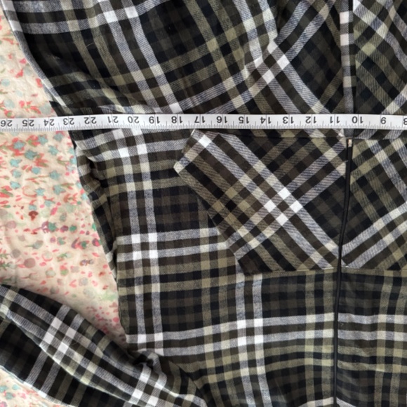 Staples Plaid Flannel Top with Peplum HEM - Picture 5 of 7